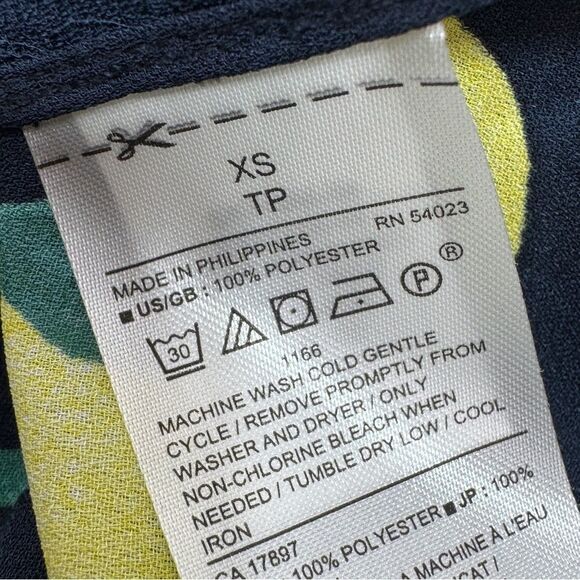 Banana Republic Lemons Print Short Sleeve Chiffon Popover Blouse Shirt Blue XS - Picture 10 of 12